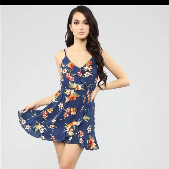 Fashion Nova | Dresses | Perfect Summer Flowy Dress Size Small | Poshmark